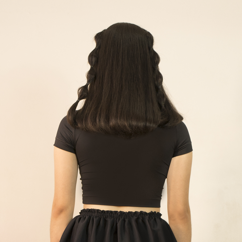 Crop top NOVA-02 NOVANEU color negro posterior